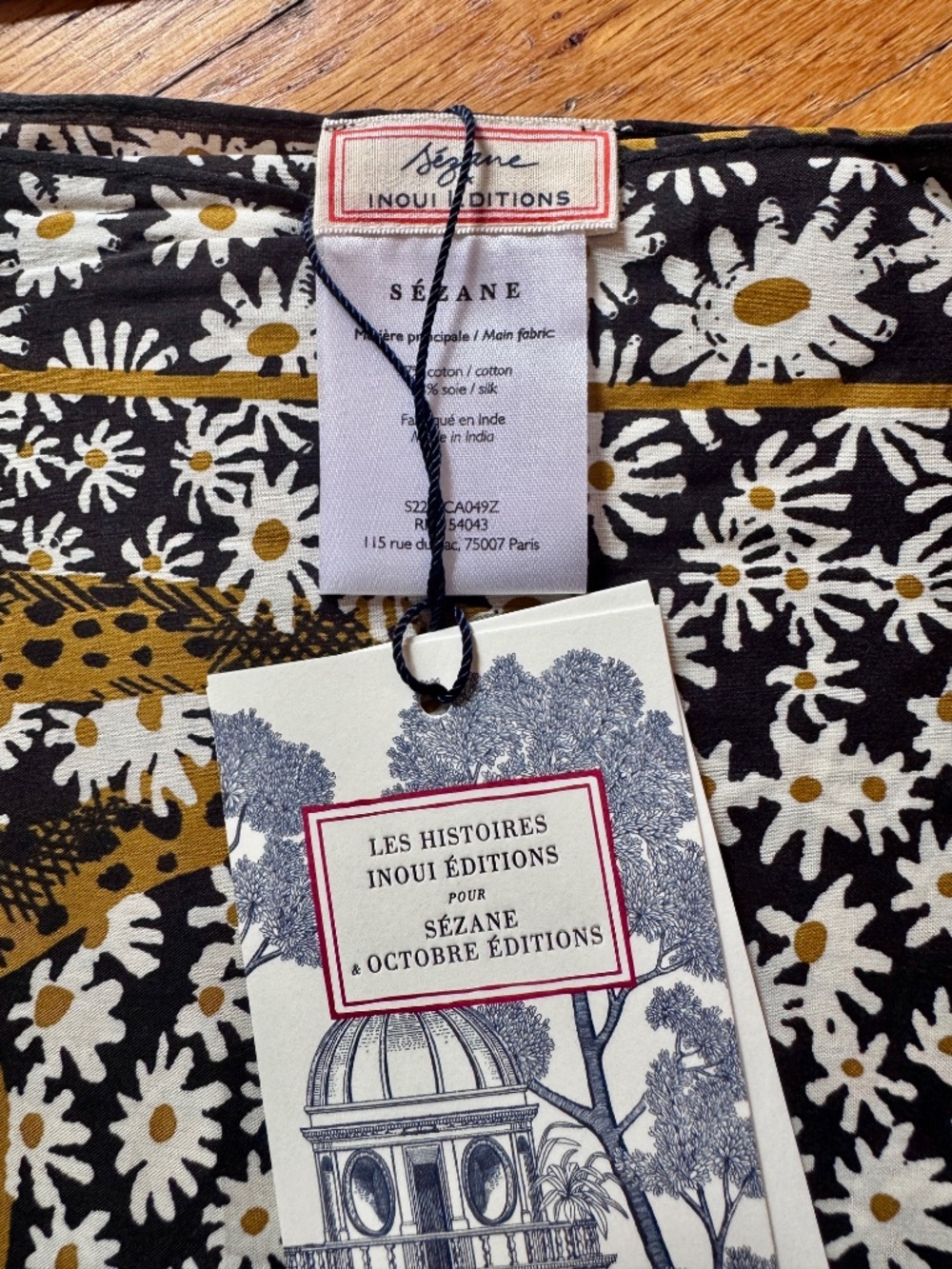 Sezane Mirage Scarf - Sézane X Inoui Editions Marguerite - Size T-U - Picture 10 of 12